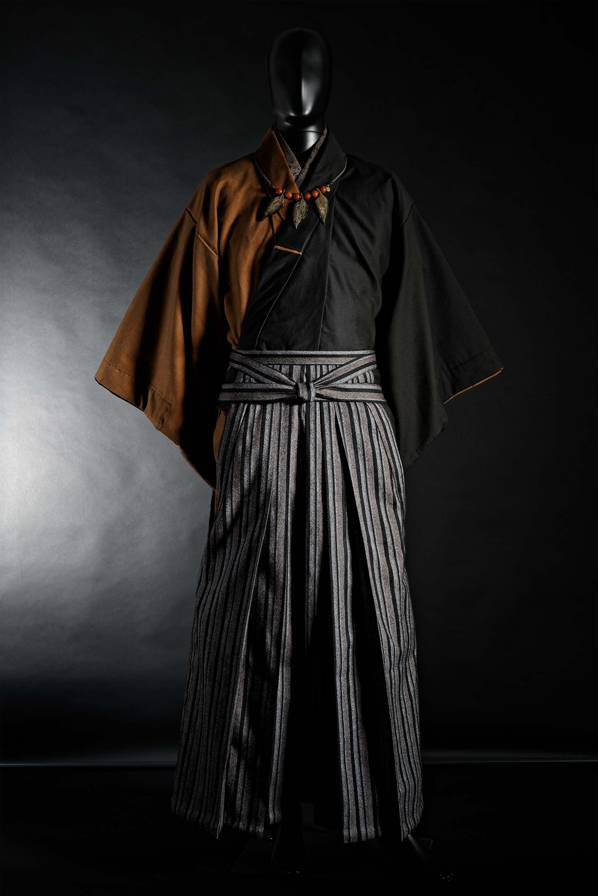 ヤノフ村　織物　タペストリー　冬の仮装隊 ヤノフ村の織物展 - 春の会- - rytas