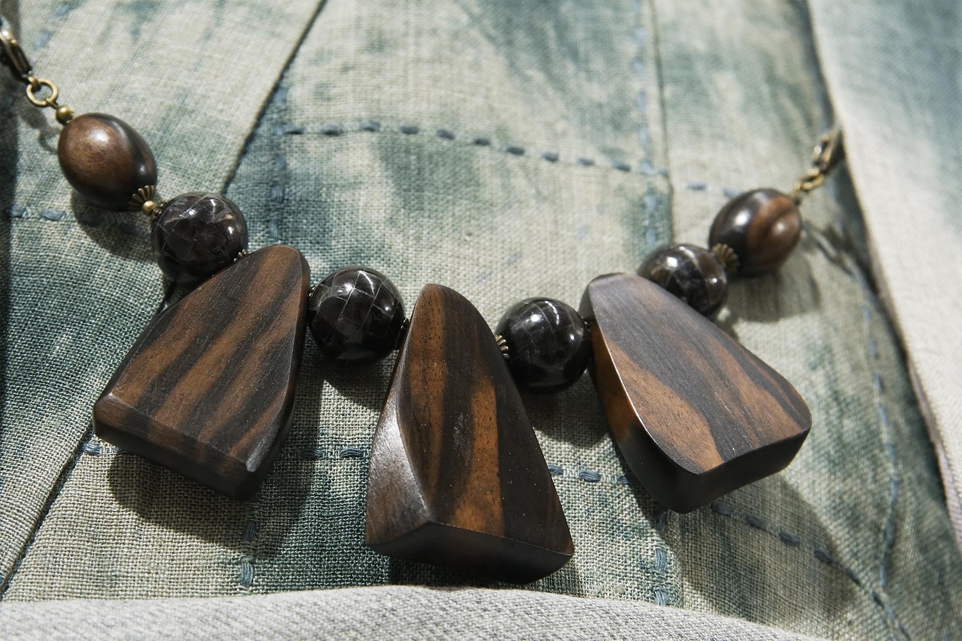 [PHOTO:FSPC-2003:photo03]