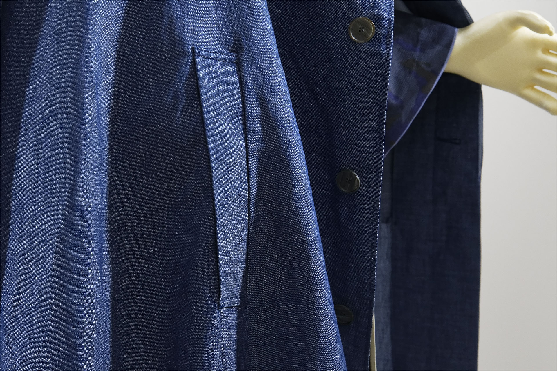 [PHOTO:FSSC-2102:photo04]