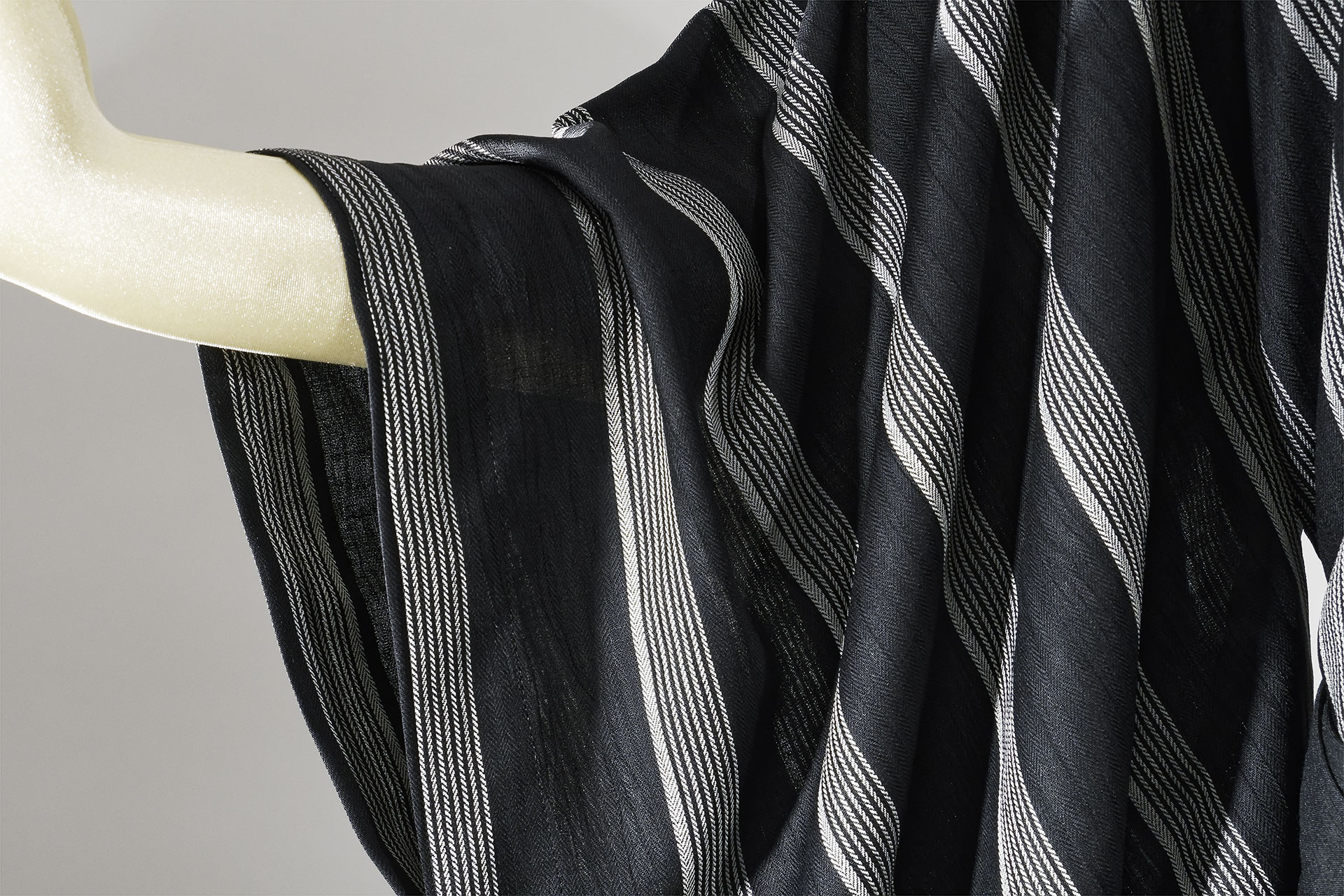 [PHOTO:FSSC-2104:photo02]