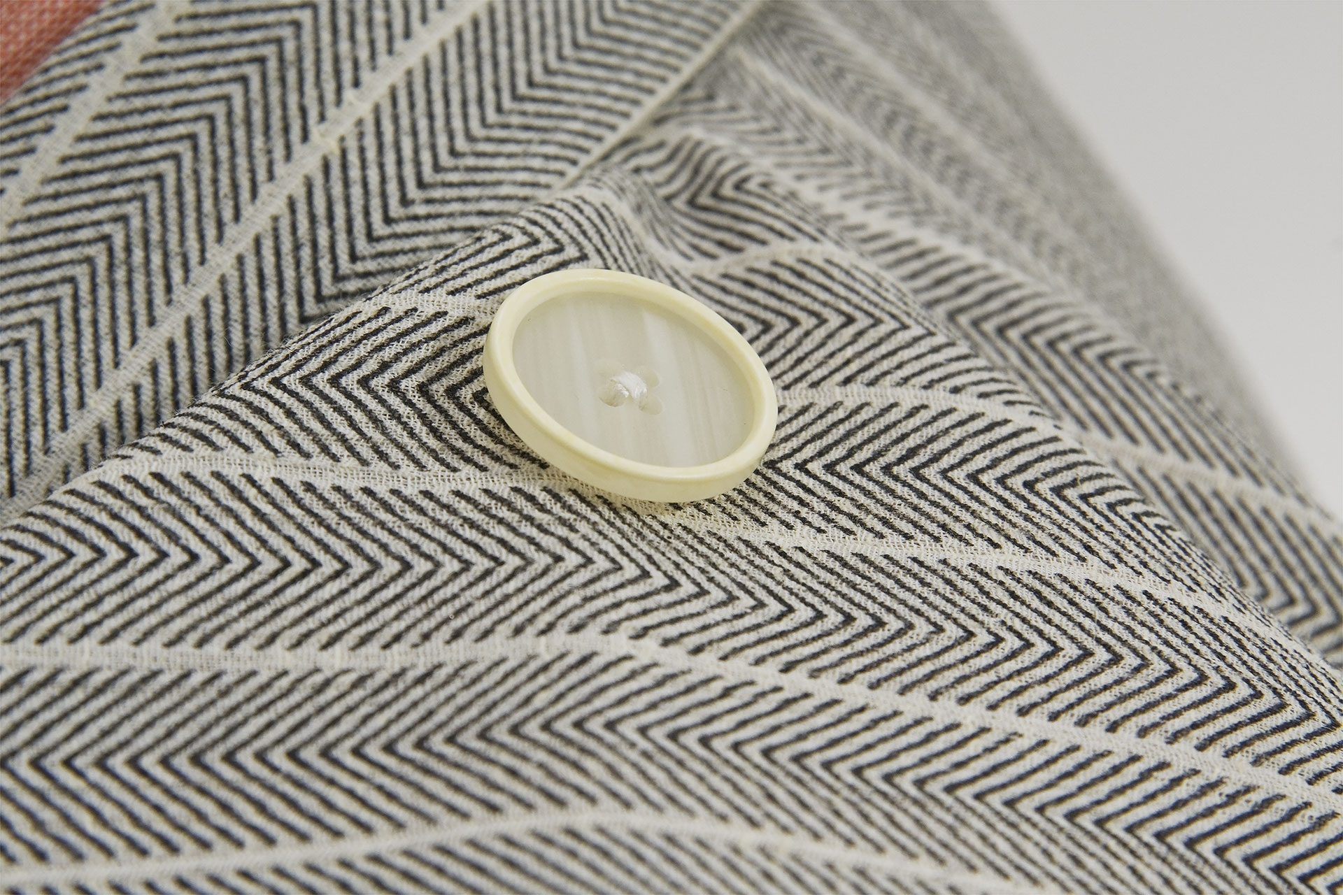 [PHOTO:FSSC-2105:photo04]