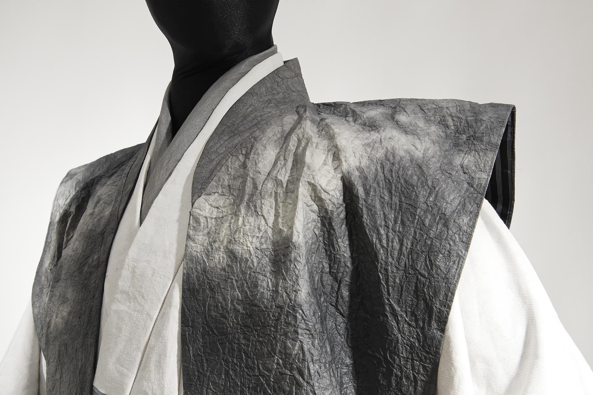 [PHOTO:VA-2002:photo02]