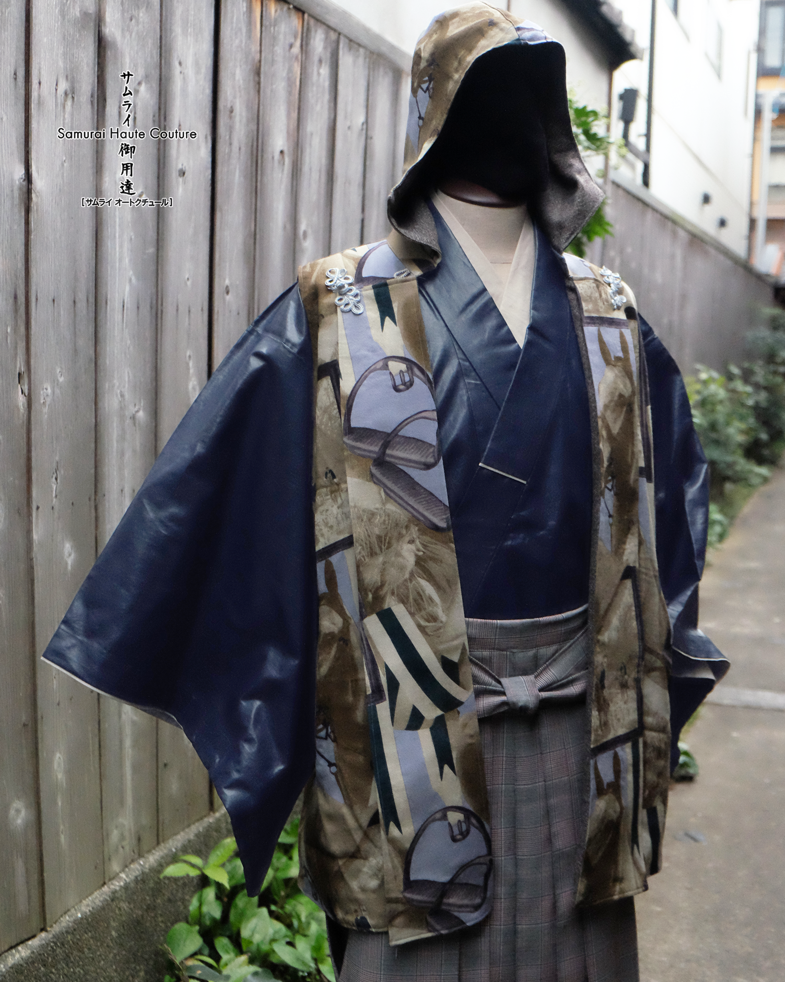 陣パーカ